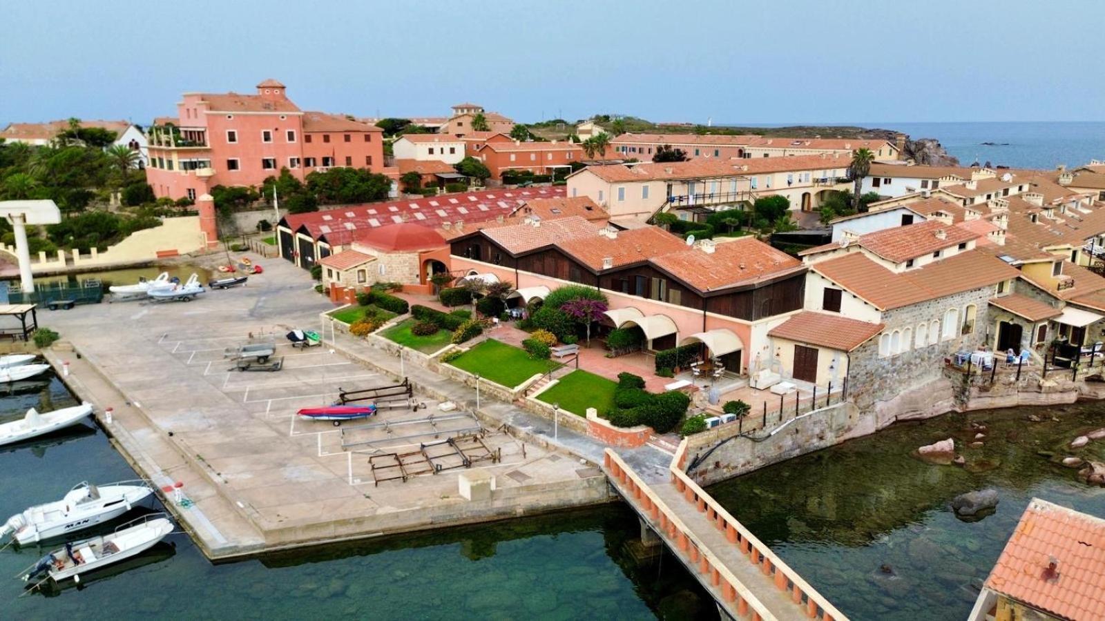 فيلا A Vacation On A Private Island كارلوفورتي المظهر الخارجي الصورة